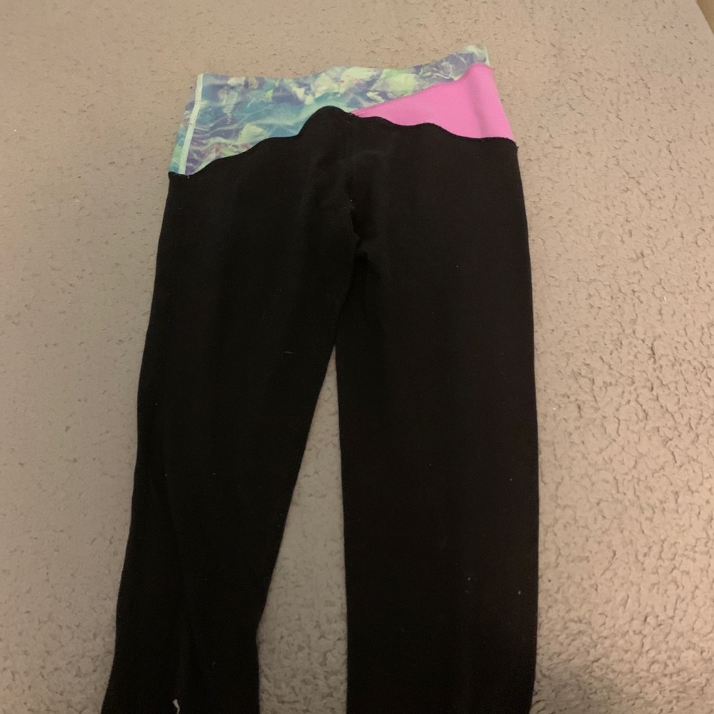 Black leggings